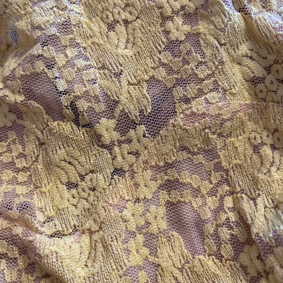 Boho yellow lace mini dress - Picture 7 of 8